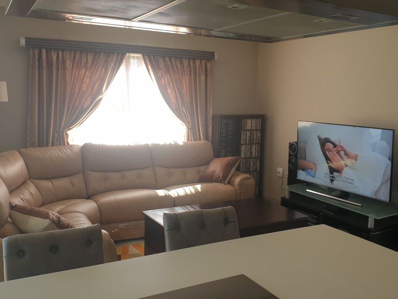 Why Settle for Basics - Photo 10