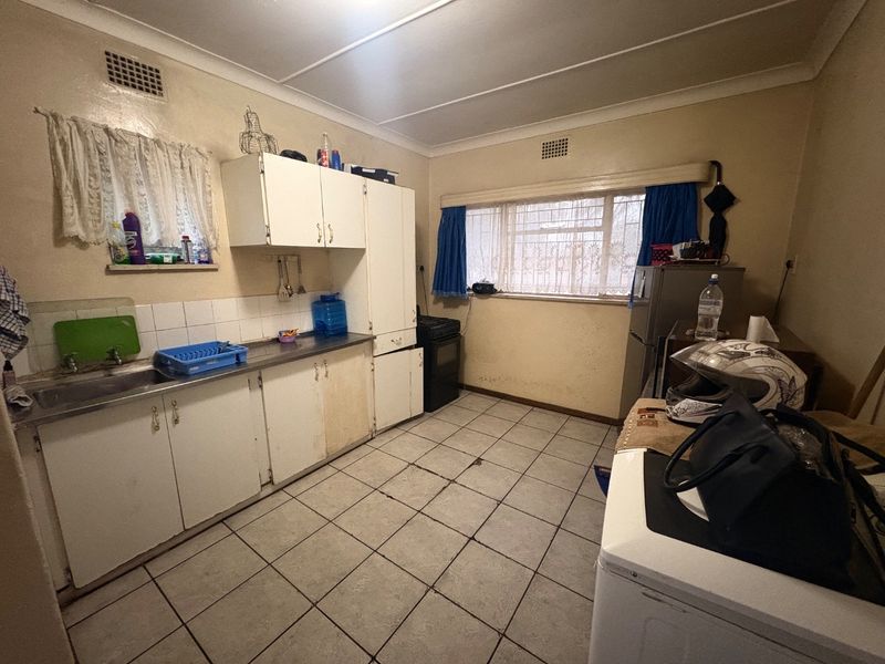 3 Bedroom House for Sale in Roosheuwel  - Photo 4