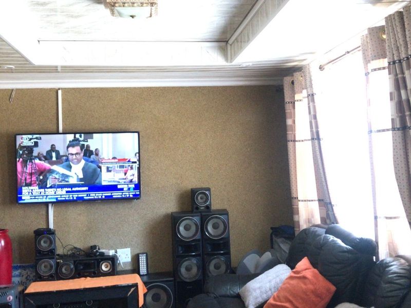 Mdantsane Nu 13 Perfect Home, Perfect Price. Easy access from Golden Hiway - Photo 8