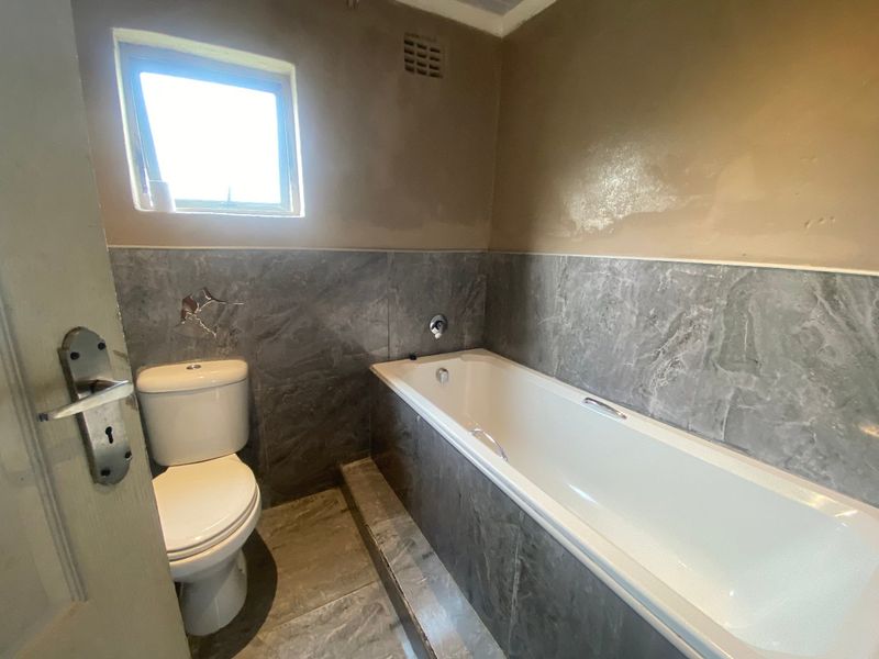 Mdantsane Nu 13 Perfect Home, Perfect Price. Easy access from Golden Hiway - Photo 7