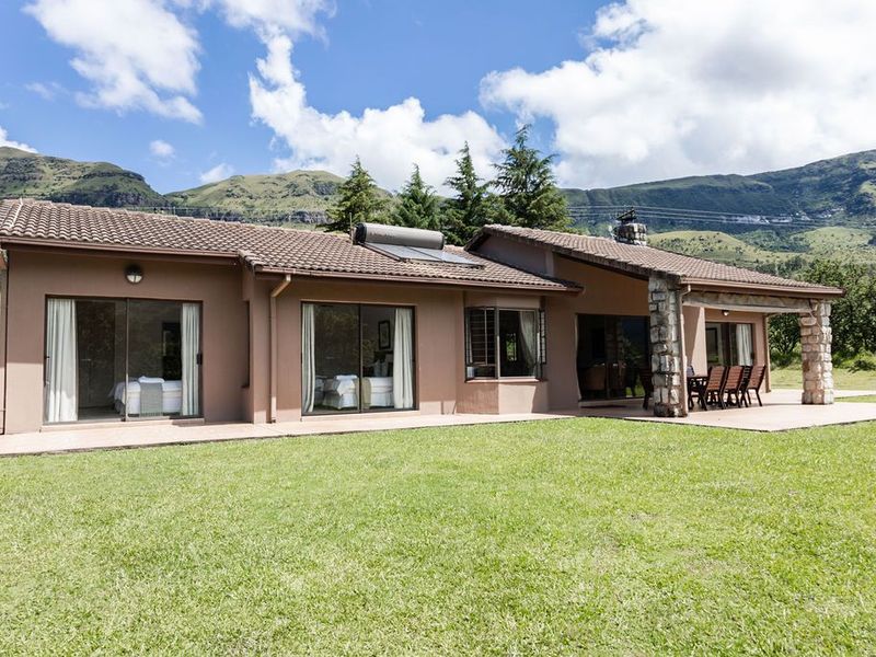 Smart Investment in Share Block – 3-Bed, 3-Bath Chalet in Fernwood’s Mountain Estate - Photo 2