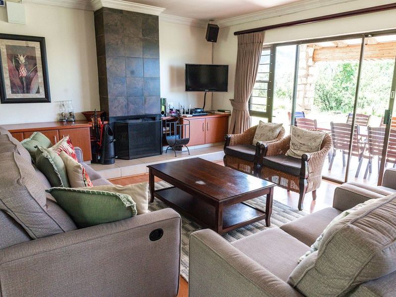 Smart Investment in Share Block – 3-Bed, 3-Bath Chalet in Fernwood’s Mountain Estate - Photo 4