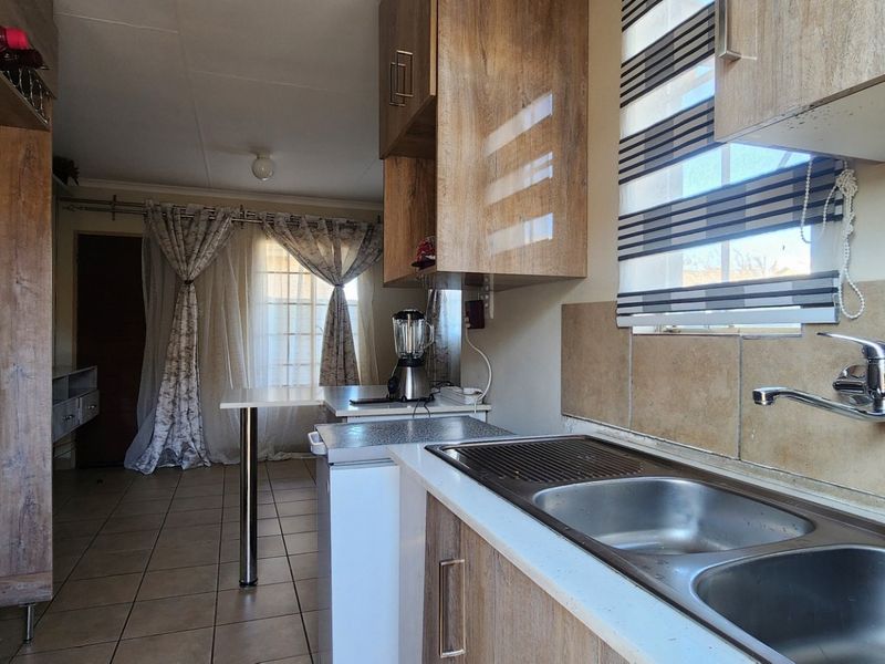 Spacious 3Bedroom House for Sale in Sky City - Photo 9