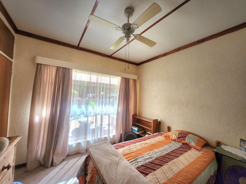 Cosy 3-Bedroom Home with Garden and Borehole in a Convenient Location - Photo 8