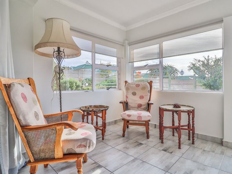 Three bedroom house in Still Bay West  - Photo 6