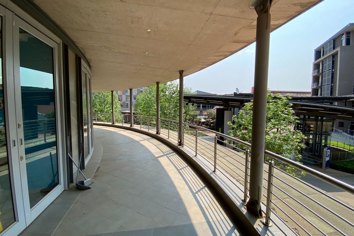 P-Grade Office Available In Arcadia - Photo 4