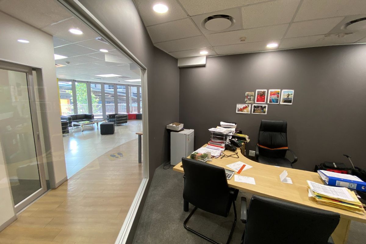 P-Grade Office Available In Arcadia - Photo 2