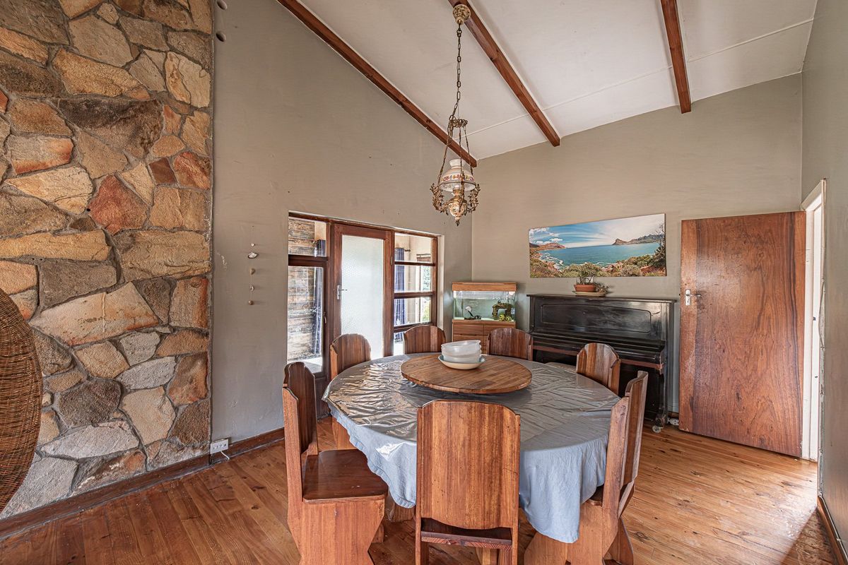 Spacious Family Home with Rental Potential – Riviersonderend - Photo 5