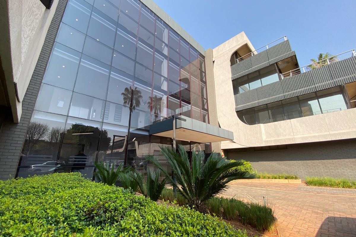 A-Grade Office Space To Let In Cresta - Photo 2
