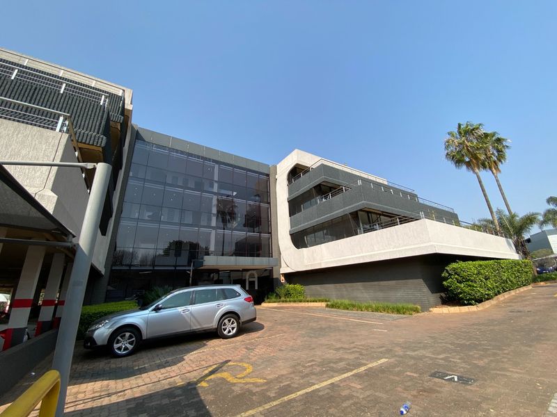 A-Grade Office Space To Let In Cresta - Photo 1