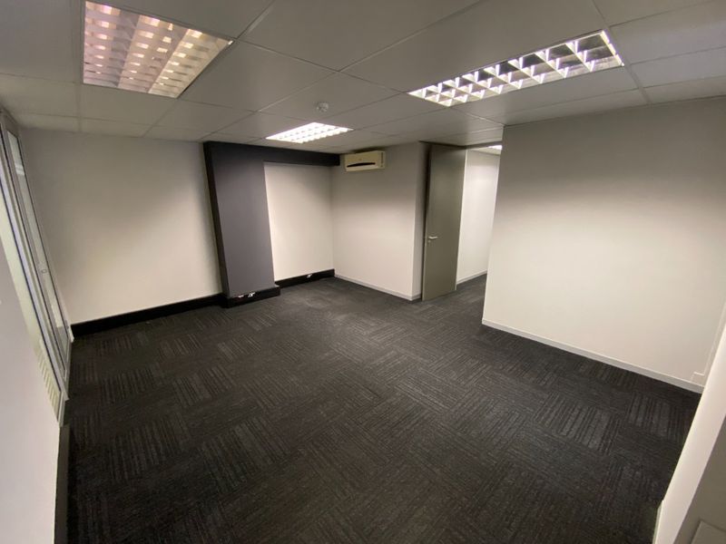 A-Grade Office Space To Let In Cresta - Photo 7