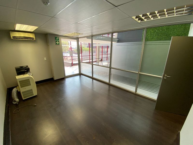 A-Grade Office Space To Let In Cresta - Photo 5