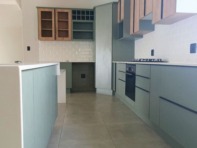 Modern Coastal Duet with Spectacular Ocean Views - Photo 9