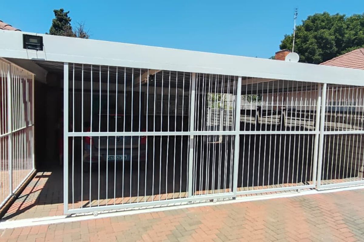 Move-In Ready Gem in La Hoff – Space, Comfort & Lifestyle! - Photo 4