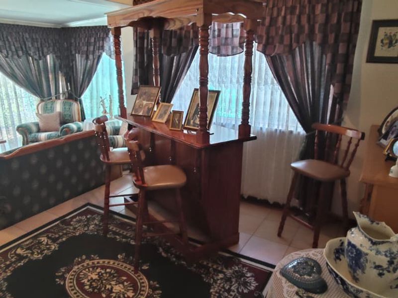 Move-In Ready Gem in La Hoff – Space, Comfort & Lifestyle! - Photo 7