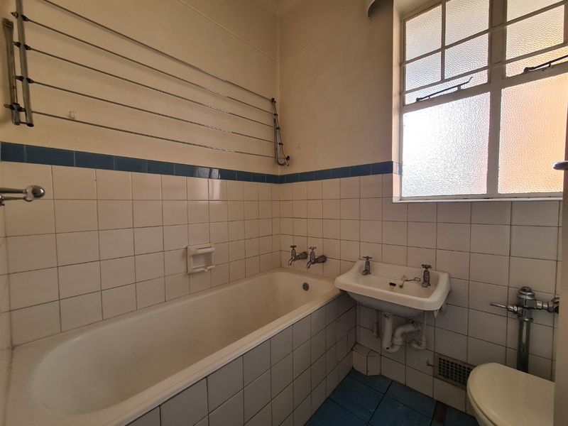 RESIDENTIAL BUILDING IN ARCADIA FOR SALE - 2 KM TO TUT/TVET IDEAL FOR STUDENT ACCOMMODATION - Photo 6