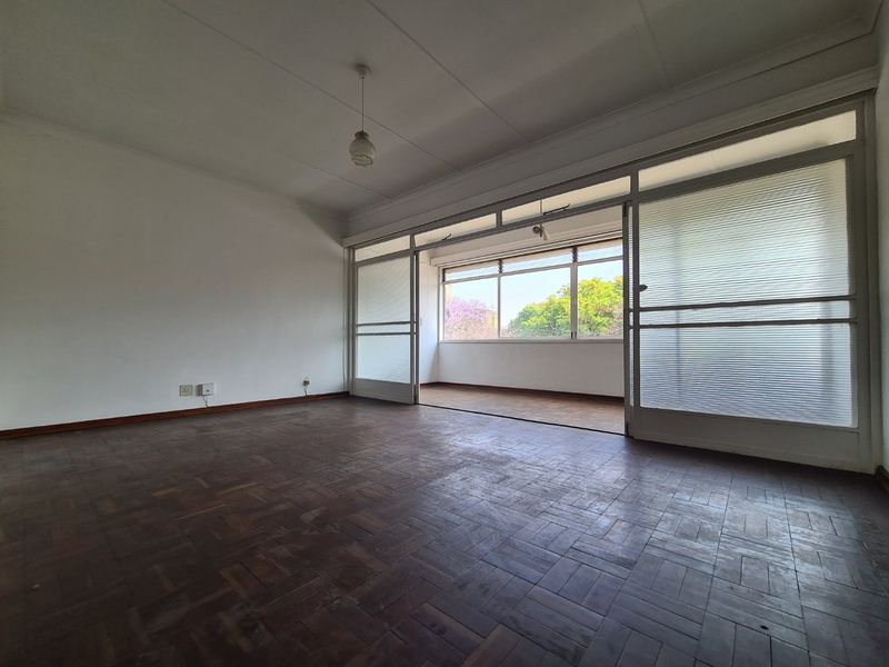 RESIDENTIAL BUILDING IN ARCADIA FOR SALE - 2 KM TO TUT/TVET IDEAL FOR STUDENT ACCOMMODATION - Photo 9