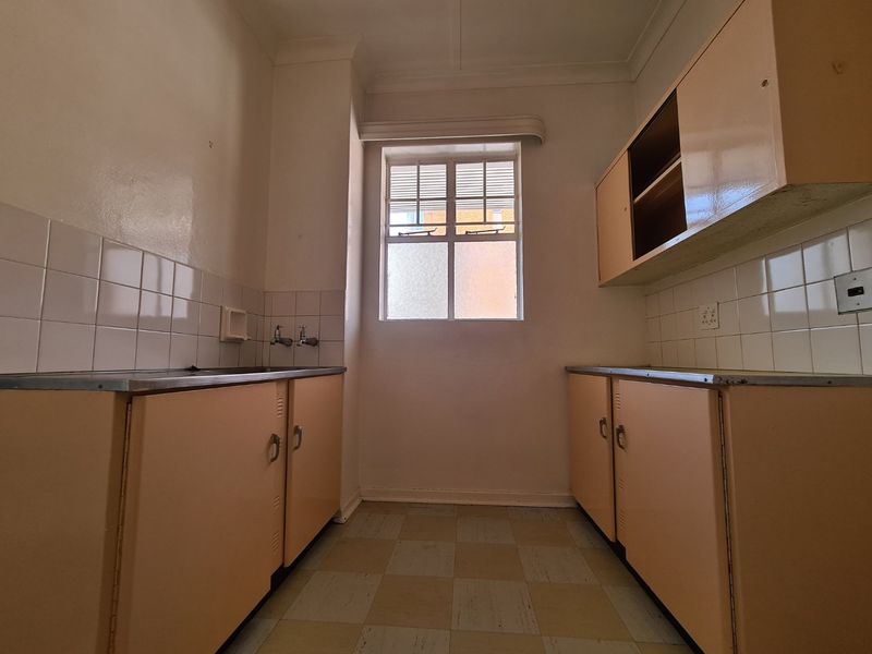 RESIDENTIAL BUILDING IN ARCADIA FOR SALE - 2 KM TO TUT/TVET IDEAL FOR STUDENT ACCOMMODATION - Photo 8