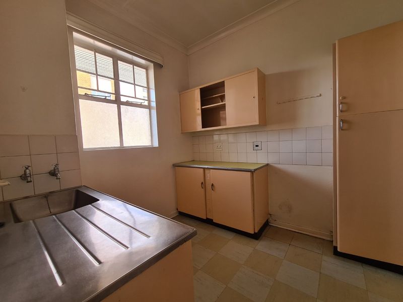 RESIDENTIAL BUILDING IN ARCADIA FOR SALE - 2 KM TO TUT/TVET IDEAL FOR STUDENT ACCOMMODATION - Photo 6