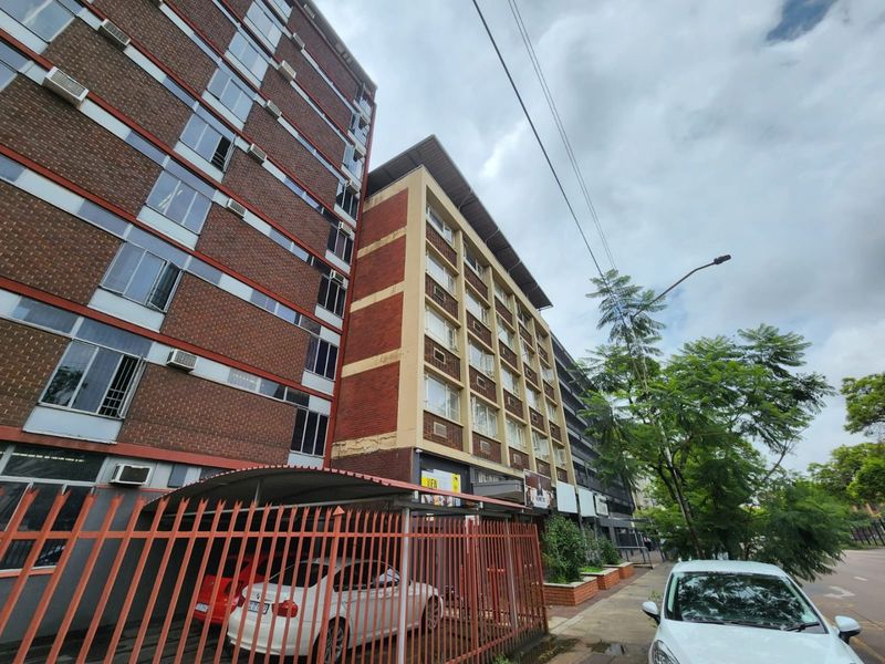 Modern Building for sale, fully let and ideal for NSFAS Student Accommodation - Photo 4