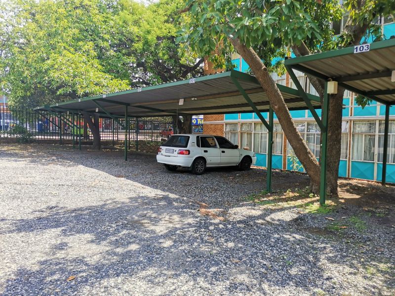 35 X UNIT APARTMENT BUILDING - STUDENT ACCOMMODATION FOR 157 X BEDS  NO TRANSFER DUTY - Photo 9