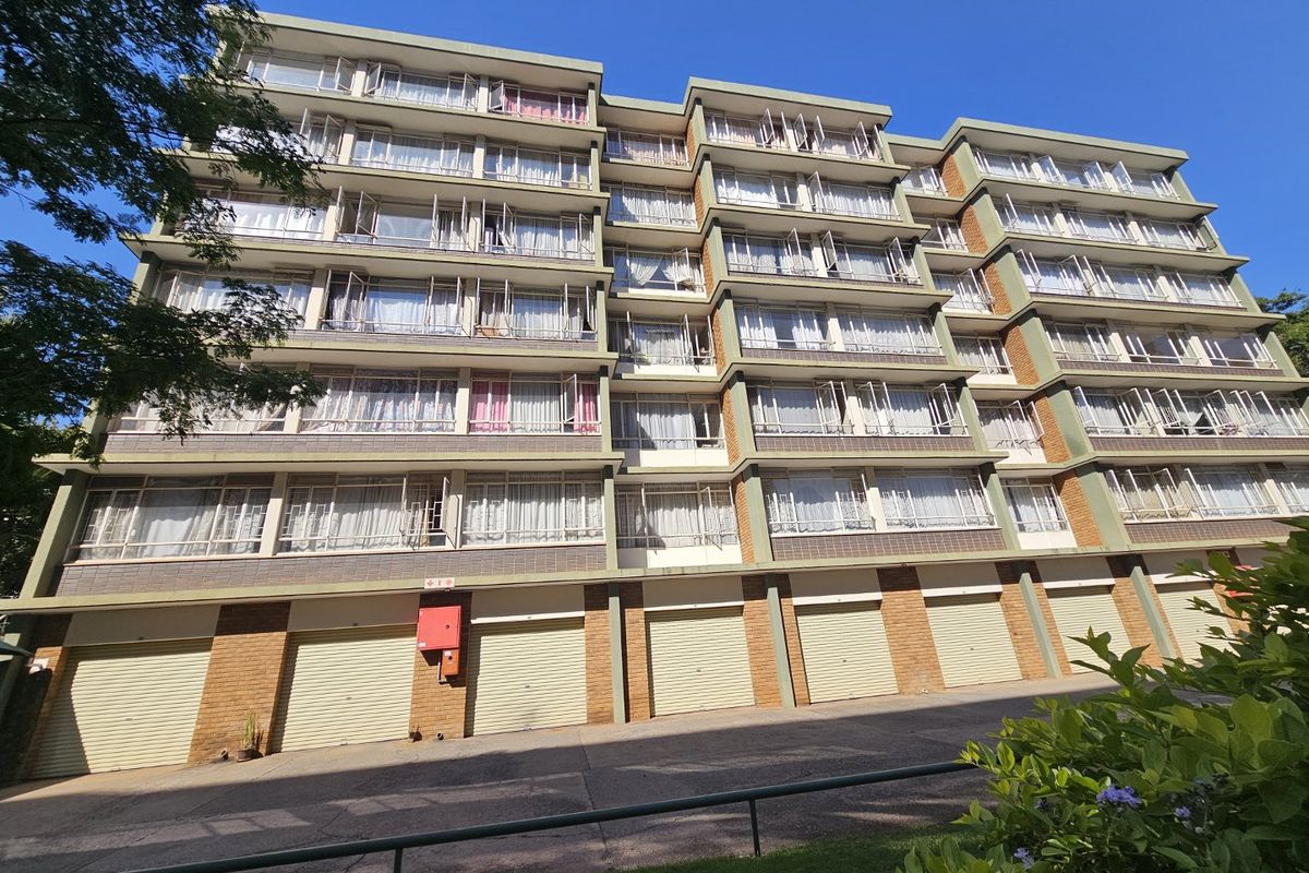 TWIN BUILDINGS WITH GARDEN FOR SALE IN SUNNYSIDE EAST - IMMACULATE CONDITION, FULLY TENANTED - Photo 2