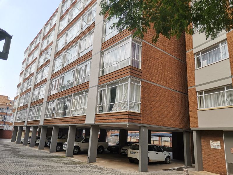 TWIN BUILDINGS WITH GARDEN FOR SALE IN SUNNYSIDE EAST - IMMACULATE CONDITION, FULLY TENANTED - Photo 7