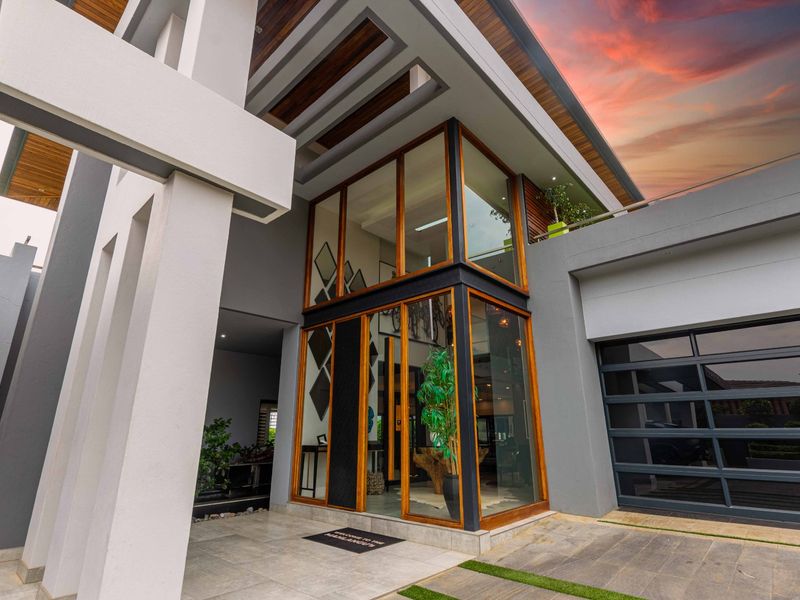 WARP D ARCHITECTS ULTRA-MODERN MASTERPIECE IN LOMBARDY ESTATE - Photo 3