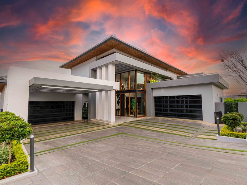 WARP D ARCHITECTS ULTRA-MODERN MASTERPIECE IN LOMBARDY ESTATE - Photo 1