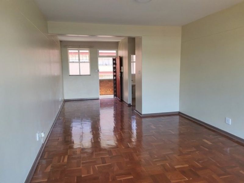 RENOVATED RESIDENTIAL BUILDING FOR SALE IN SUNNYSIDE - NO LOADSHEDDING - Photo 10
