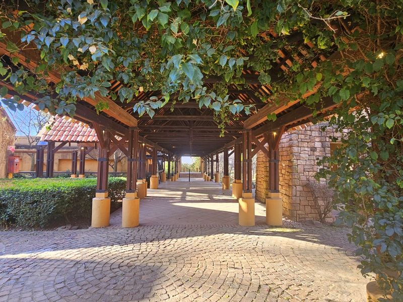 LOMBARDY BOUTIQUE HOTEL AND SPA FOR SALE - VALUABLE LAND! - Photo 9