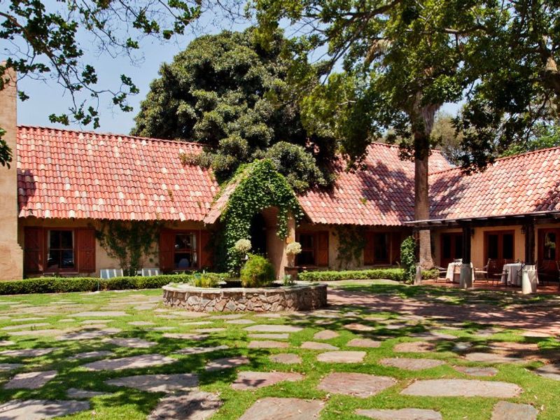 LOMBARDY BOUTIQUE HOTEL AND SPA FOR SALE - VALUABLE LAND! - Photo 2
