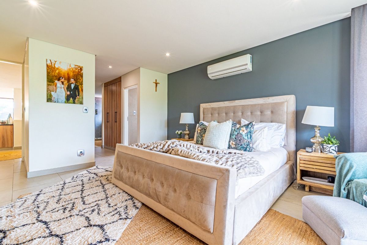 Exquisite 3 Bedroom modern home for sale in Lombardy Estate  - Photo 4