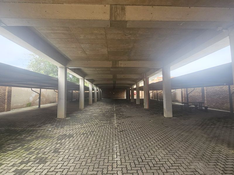 NSFAS ACCREDITED FURNISHED AND OCCUPIED RESIDENTIAL BUILDING WITH ROI OF 14.5% - Photo 3