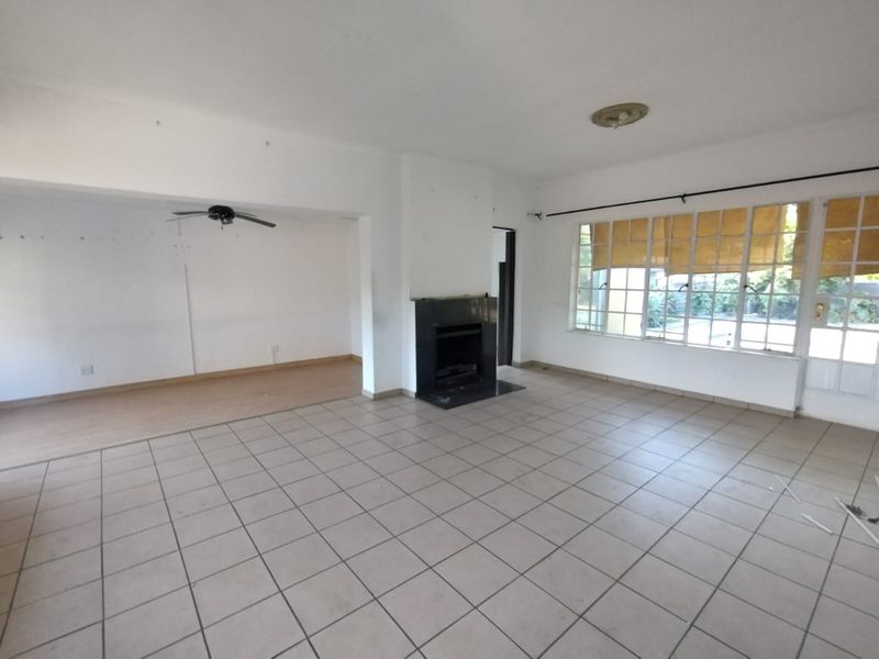 Free Standing 4 Bedroom House To Let - Photo 9