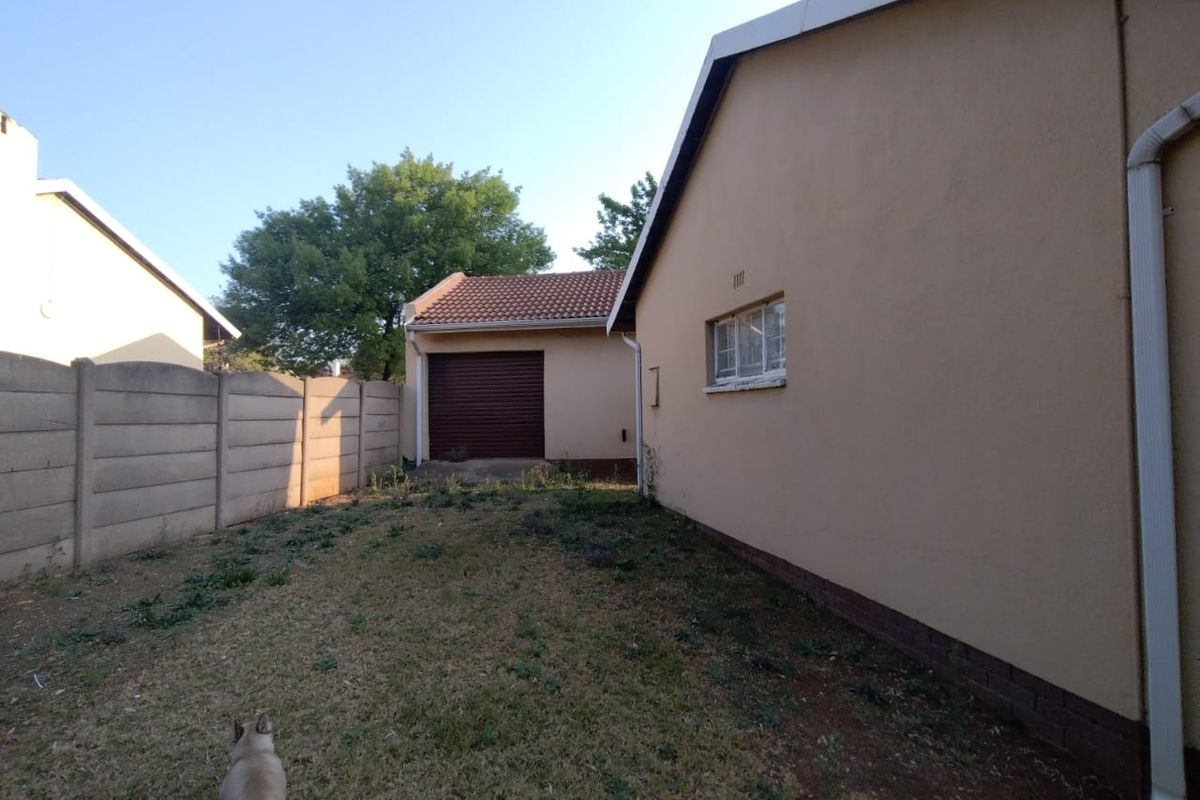 Free Standing 4 Bedroom House To Let - Photo 2