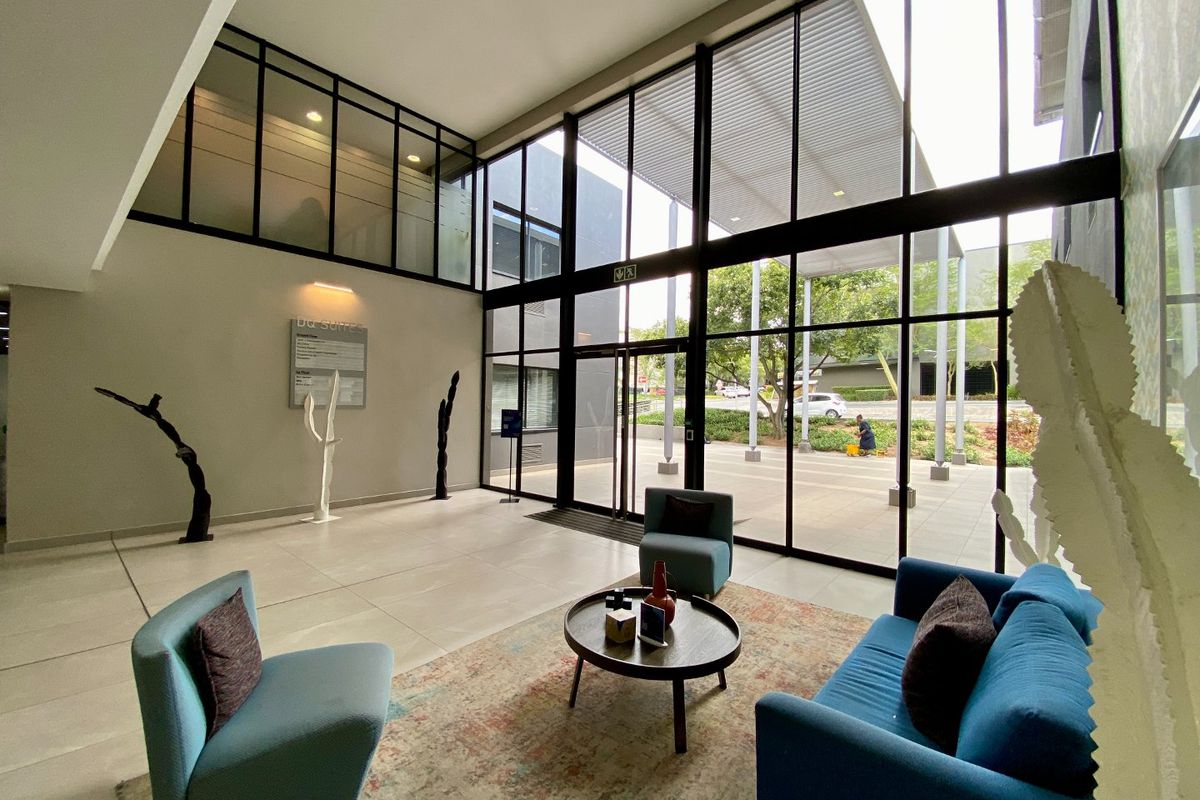 Modern Fitted Office To Let In Fourways - Photo 3