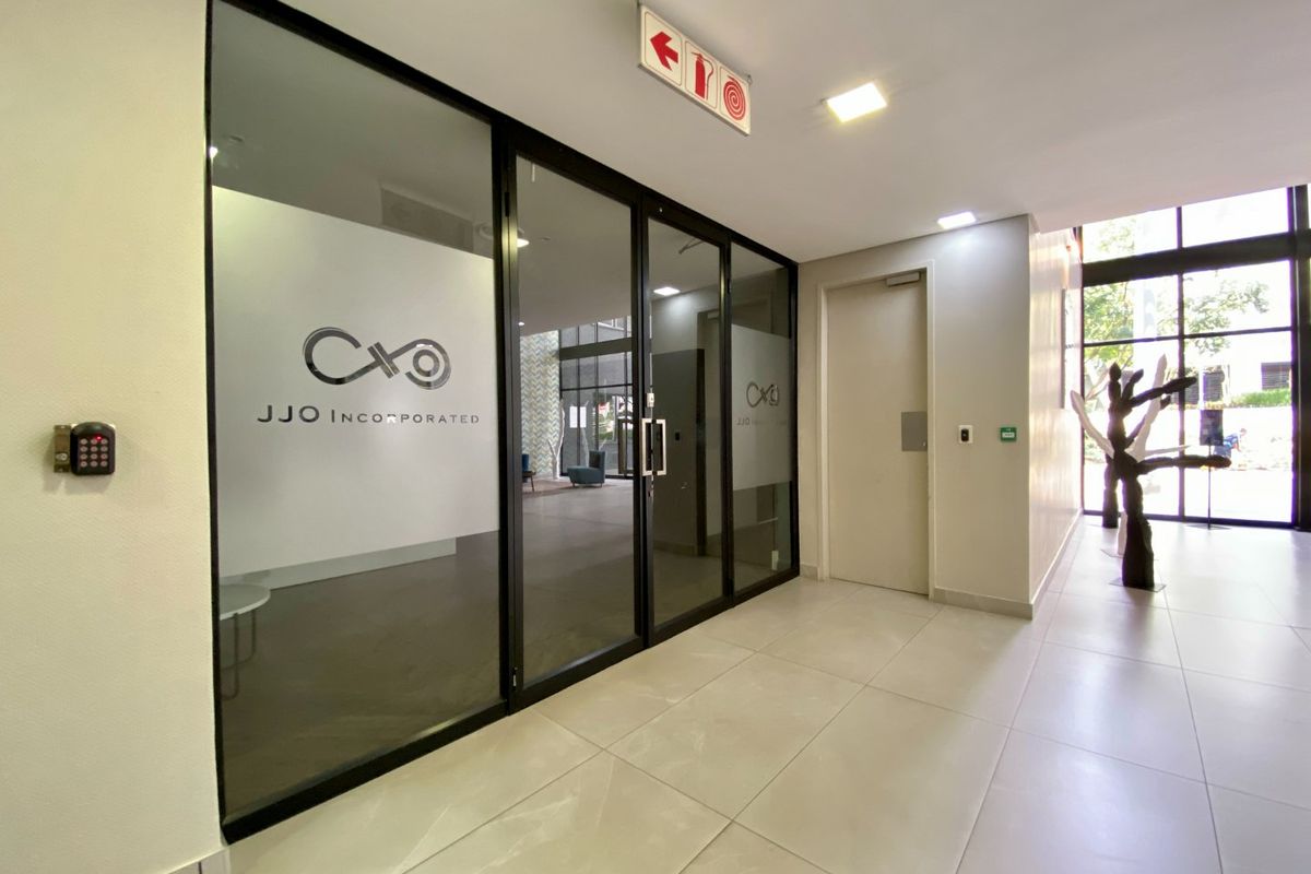 Modern Fitted Office To Let In Fourways - Photo 4