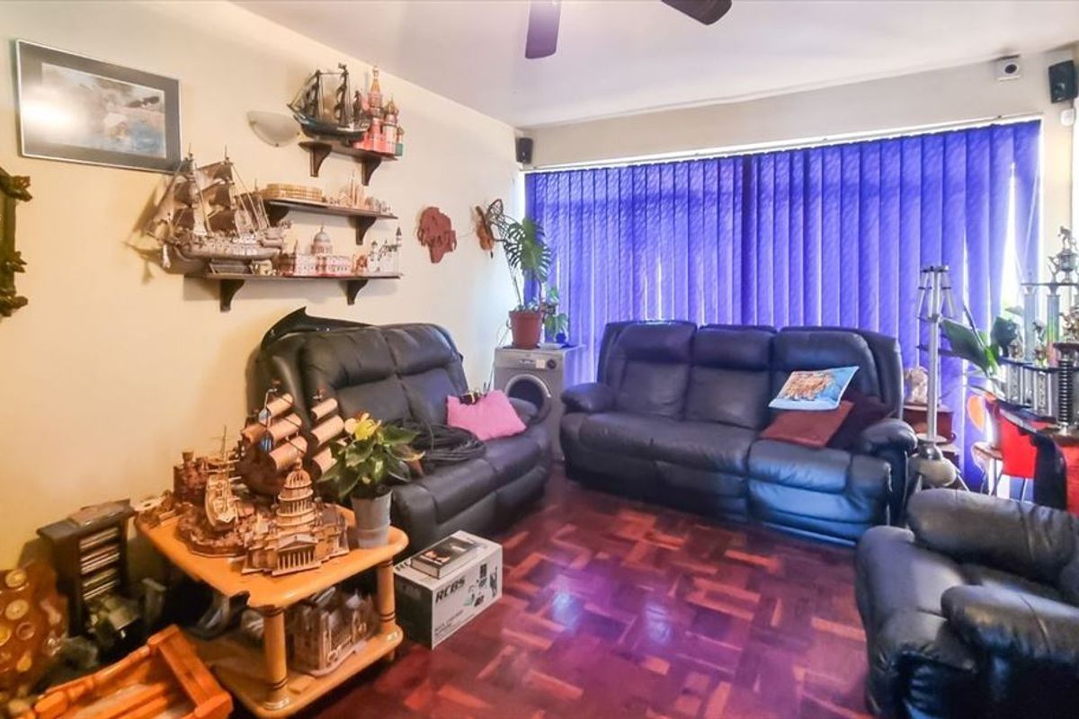 Charming Family Home with Functional Layout - Photo 2