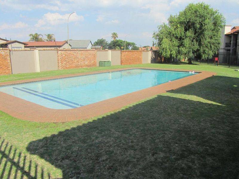 Neat and Cozy Starter Home - Photo 3