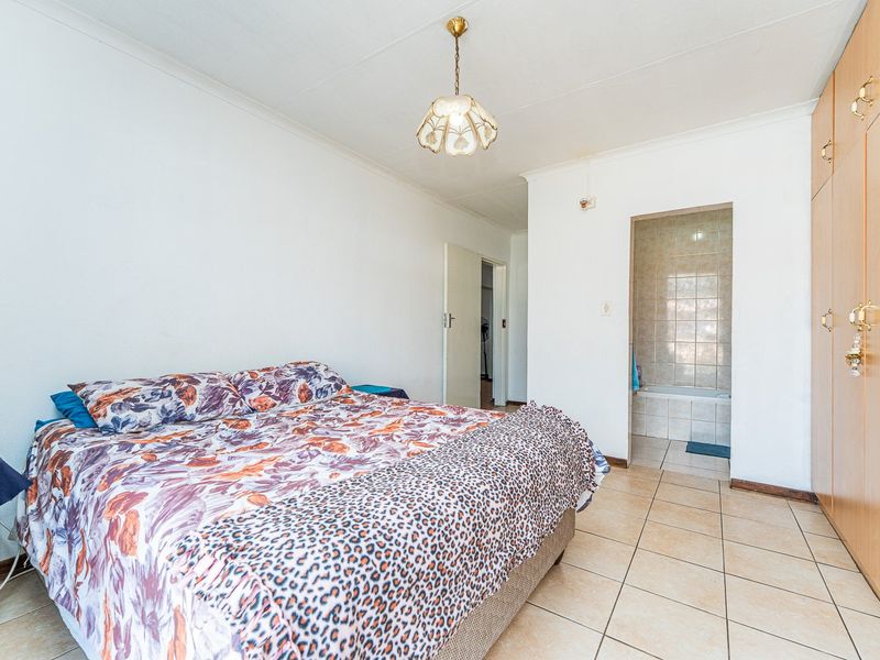 Exceptional Dual-Home Property – Ideal for Families or Investors - Photo 10