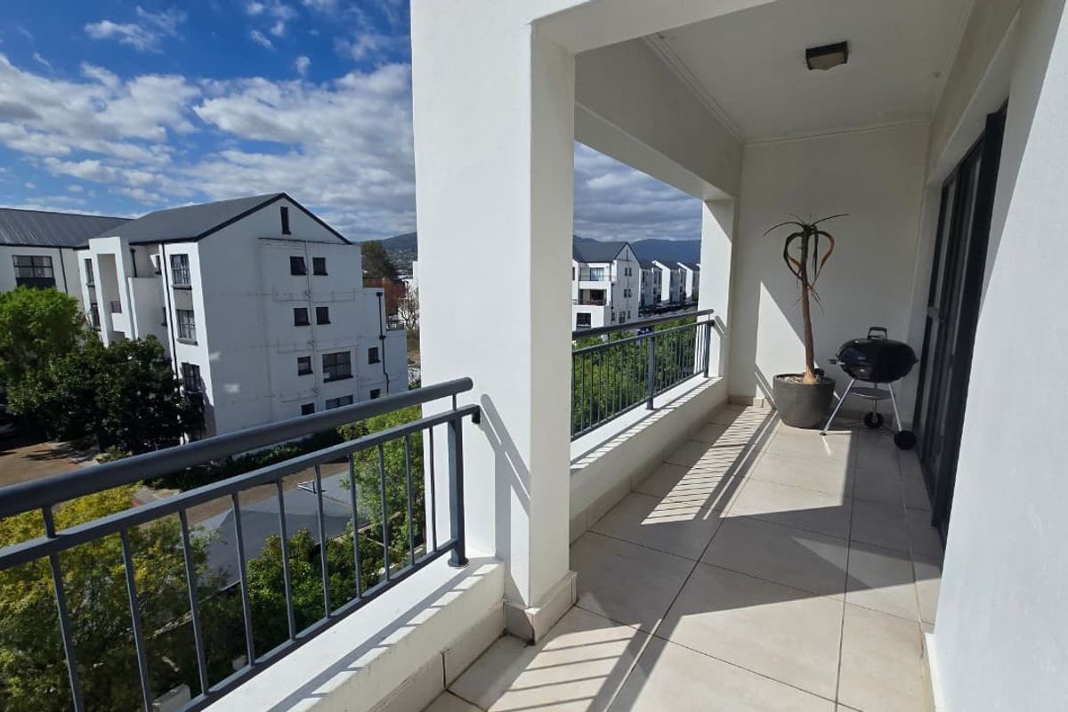 2 Bedroom Apartment Fully Furnished - Photo 3