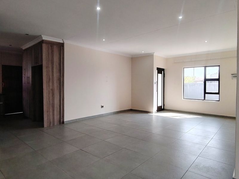 Looking for the perfect property? Look no further.  Welcome to Eden Park, Mandela View – secure country living with 24/7 guarded entrance - Photo 5