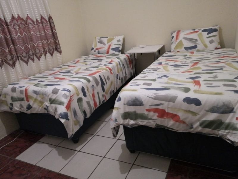 16 Bedroom Accredited Student Accommodation  - Photo 6