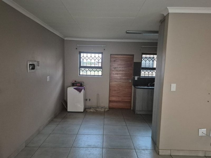 Charming Family Home on a Prime Corner Stand in Ellaton - Photo 9