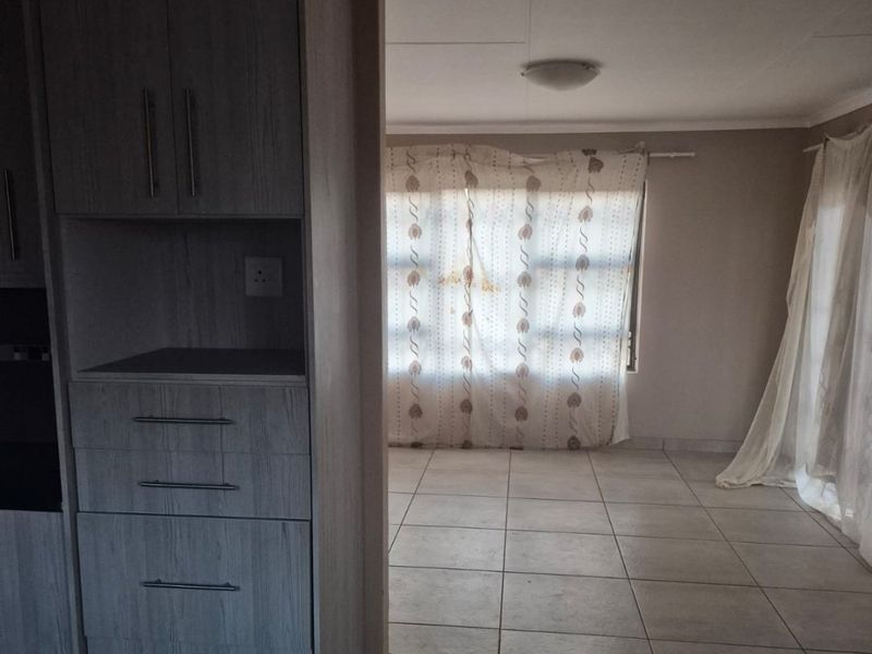 Charming Family Home on a Prime Corner Stand in Ellaton - Photo 7