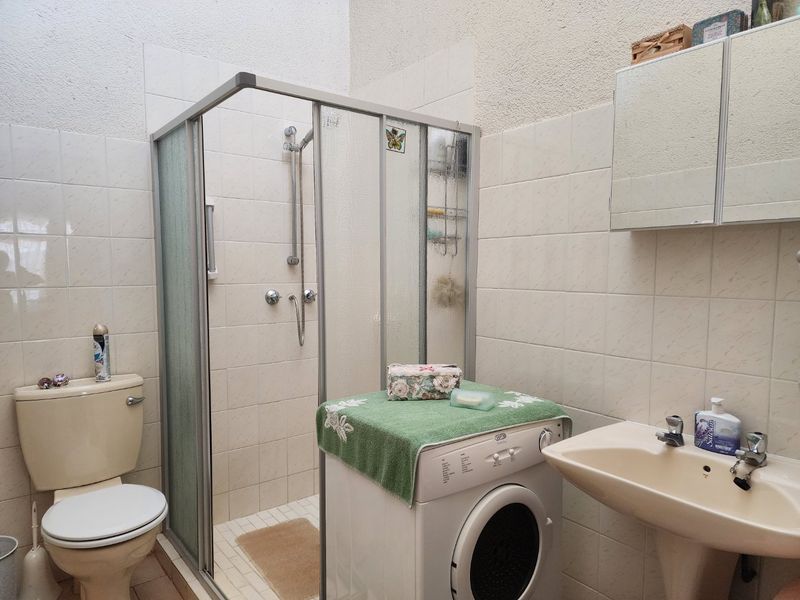 2 Bedroom Apartment in Panoramapark Aftreedorp - Photo 10