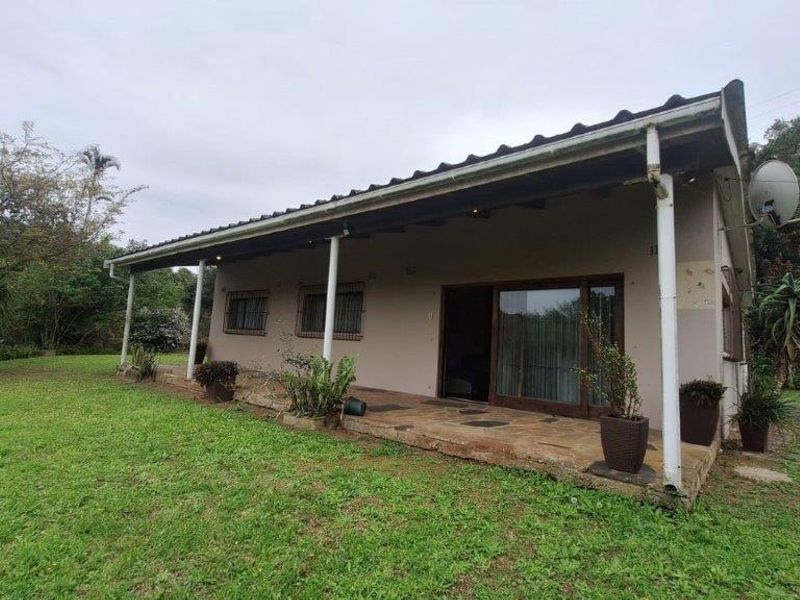 3 Bedroom Home On 4894 m2 ERF! - Photo 2