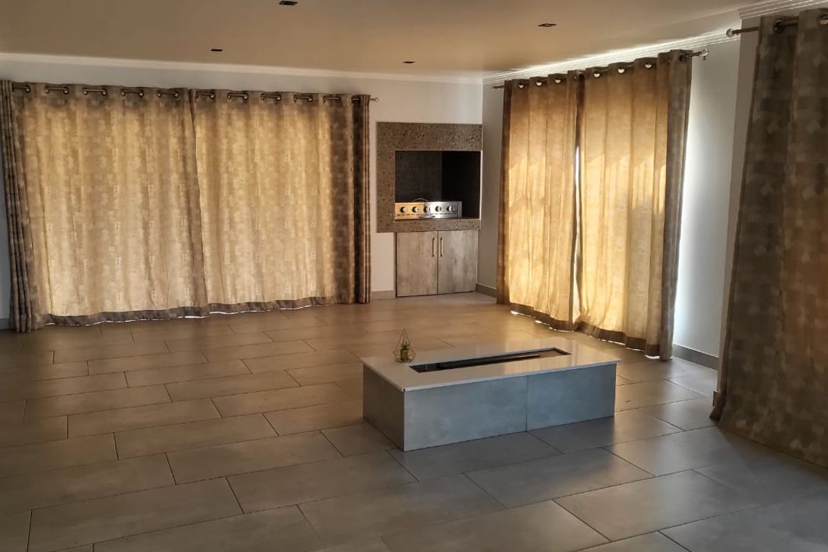 Stunning 3-Bed Home in Cradle Ridge Estate - Photo 3