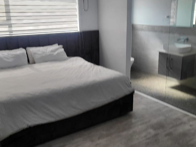 Stunning 3-Bed Home in Cradle Ridge Estate - Photo 6